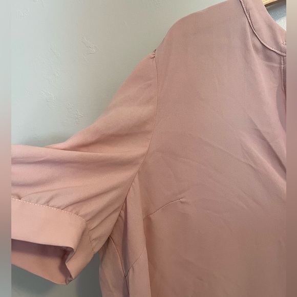 T Tahari Pink Blouse with Cuffed Sleeves and Mandarin Collar in Light Blush NWT - Picture 5 of 9